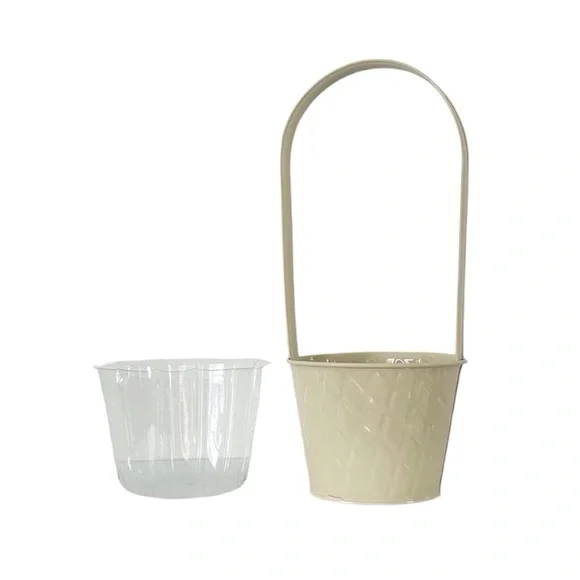 Set of 2 Metal Baskets - Perfect for Easter, Gifts or Potted Plants - Picture 3 of 8